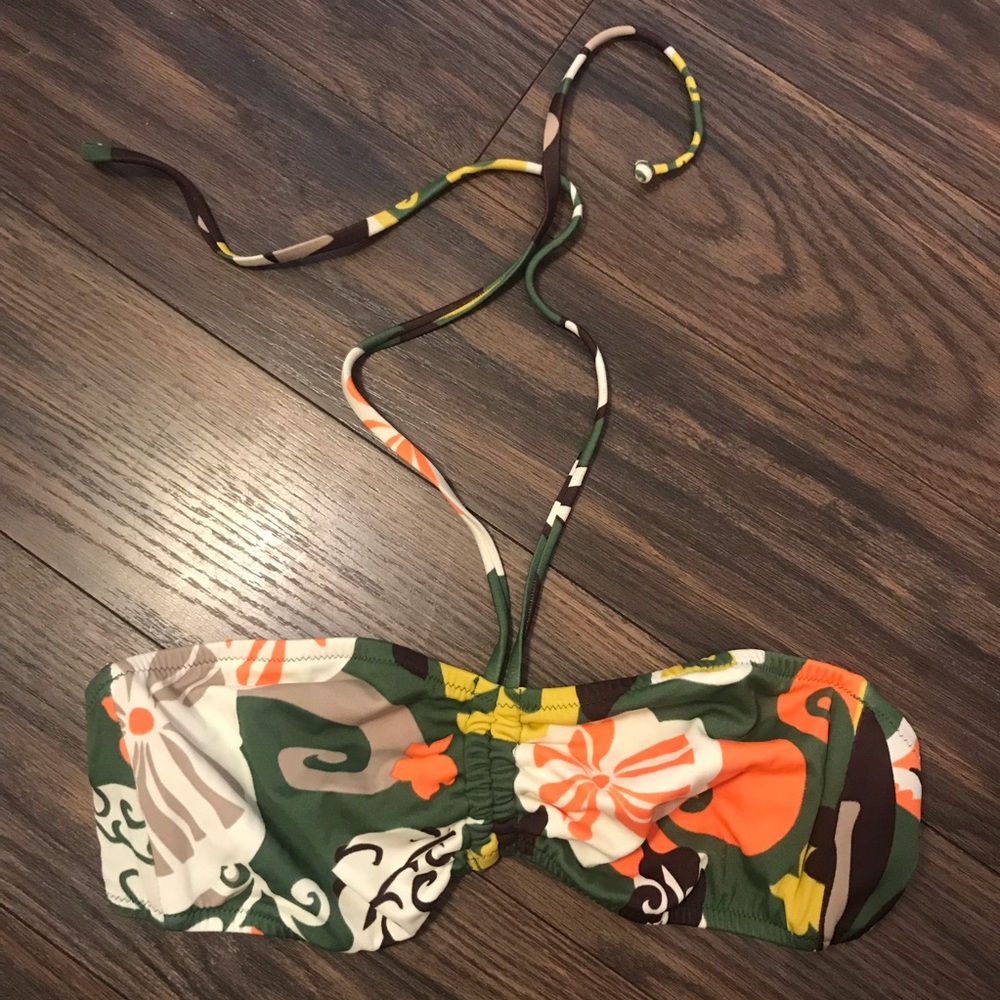 🎉 5x HP 🎉 J. Crew Bikini halter bikini top swim swimsuit bathing suit